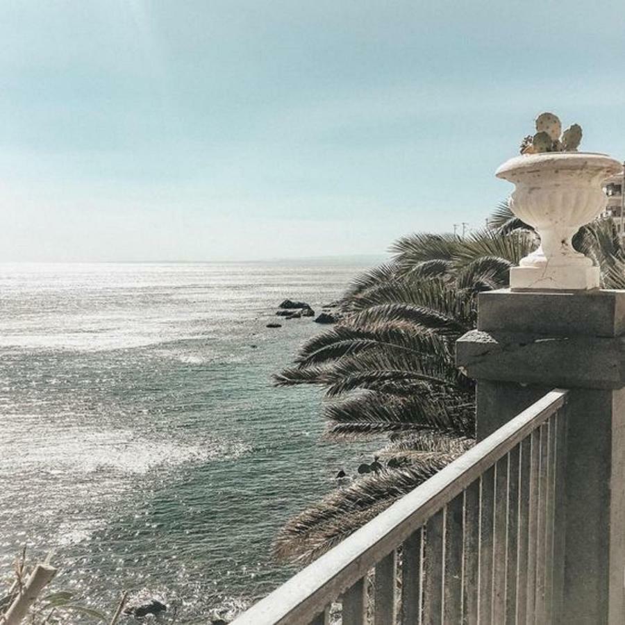 Hotel Seafront In The City Catania Exterior foto